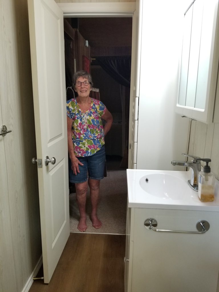 Look kids, new bathroom